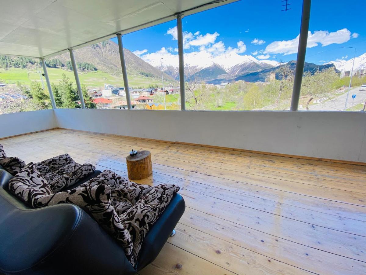 Guesthouse Alpenrose Mestia Exterior photo