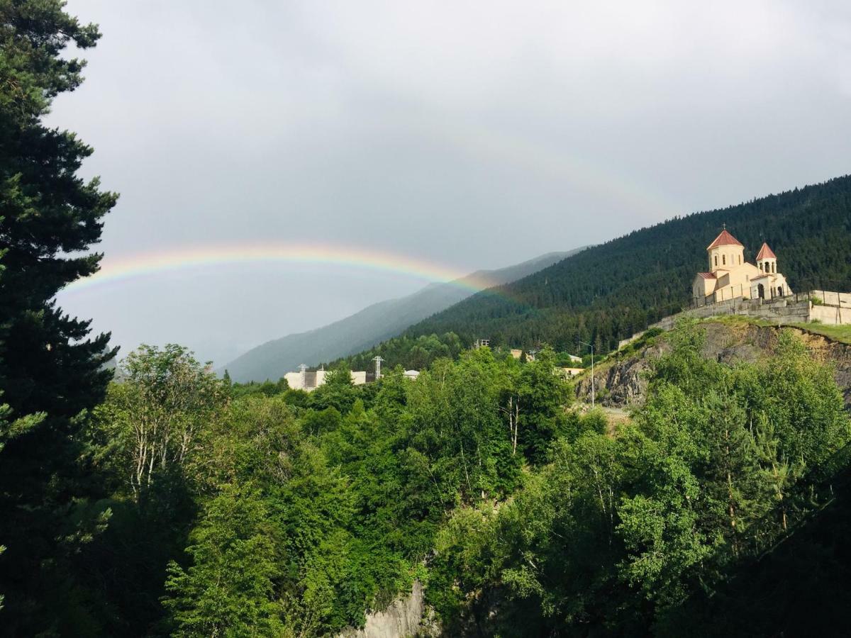 Guesthouse Alpenrose Mestia Exterior photo